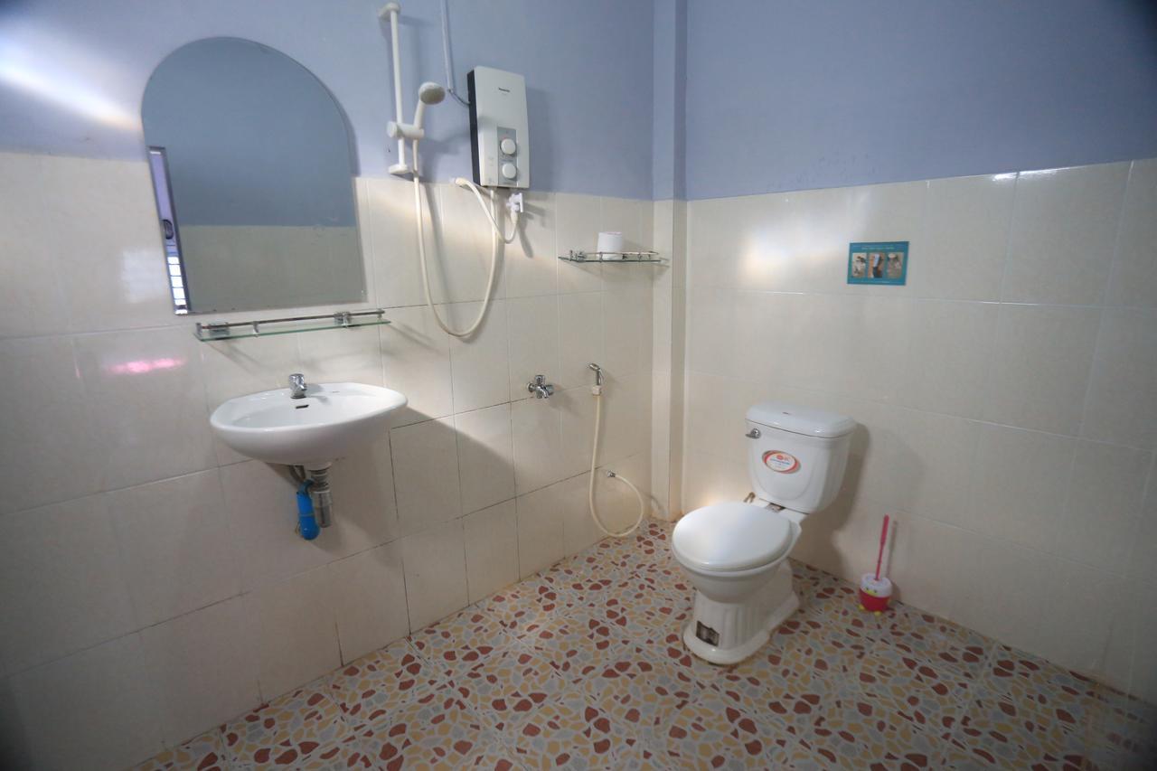 Bandini'S Hotel Kâmpôt Zewnętrze zdjęcie